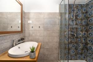 Villa Vito an peaceful escape near historic townにあるバスルーム