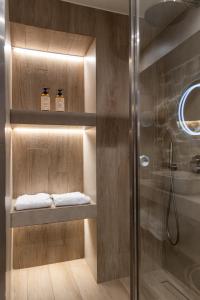 Et badeværelse på Aqua Pearl Milos