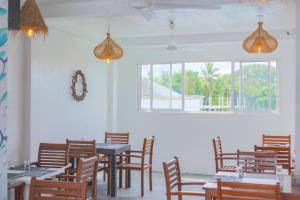 Sands Garden Hotel餐厅或其他用餐的地方
