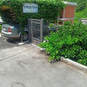 Fotografie z fotogalerie ubytování Apartman Tristan v destinaci Herceg-Novi