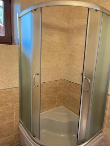 Koupelna v ubytování Дача Тиха