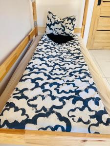 Postel nebo postele na pokoji v ubytování Golden Hostel