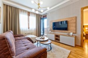 TV a/nebo společenská místnost v ubytování Apartman Luksuzni kutak - Prestige Forest Zlatibor