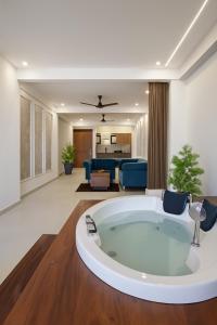 Posezení v ubytování Kasauli Skylline I 2 BHK With Jacuzzi