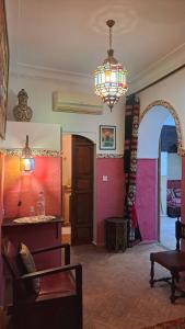Posezení v ubytování RIAD DAR En-Nawat