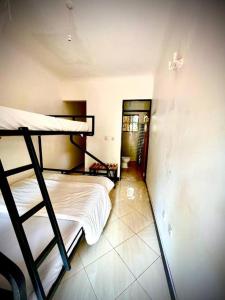 Ảnh trong thư viện ảnh của Acacia Tree Apartments ở Marangu +26 ảnh