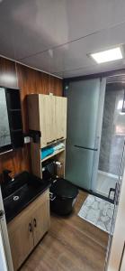 Kuchyň nebo kuchyňský kout v ubytování Grande Chambre tout confort 5