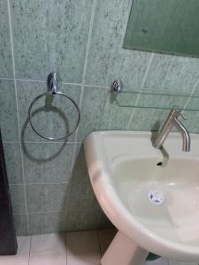Balcony Open Plan Studio Units -Lekki 1, WI-FI, one with balcony, the other without 욕실