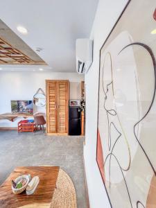 Kuchyň nebo kuchyňský kout v ubytování 503MSNK Luxe Studio with Balcony and Kitchen