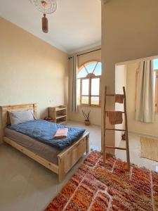 Postel nebo postele na pokoji v ubytování Taghazout Surf Villa - All-Inclusive + 24 fotografií