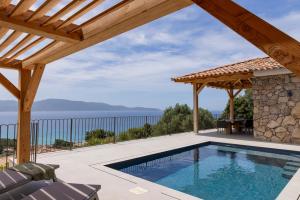 Příroda nedaleko aparthotelu