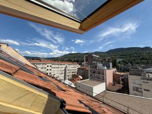 Nespecifikovaný výhled na hory nebo výhled na hory při pohledu z apartmánu