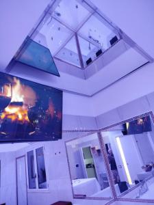 A kitchen or kitchenette at Confort Suites