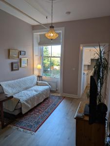 Χώρος καθιστικού στο Edinburgh Seaside Apartment