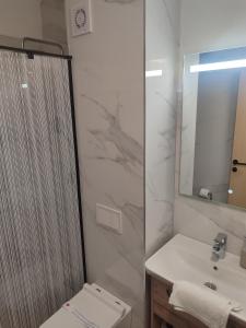 Koupelna v ubytování Motel Jadranka + 30 fotografií