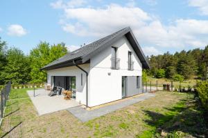 Το κτήριο όπου στεγάζεται  το διαμέρισμα +1 φωτογραφίες