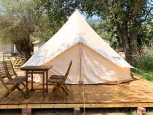 Foto sihtkohas Spasméni Vrísi asuva majutusasutuse Nirikos Camping galeriist