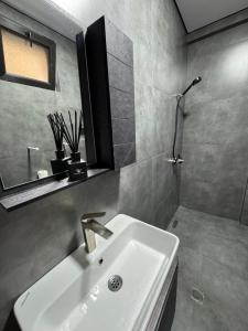 Koupelna v ubytování Ninoshvili str Apartments + 4 fotografie