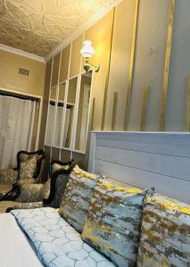 Photo de la galerie de l'établissement The Loraine Luxury Suites, à Witbank