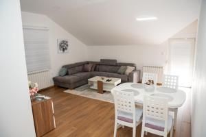 Ruang duduk di Apartman Trebinje