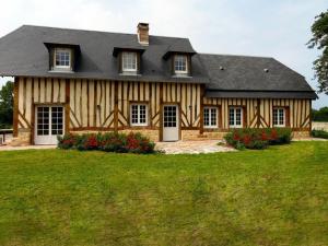 Zahrada ubytování Maison traditionnelle avec jardin, animaux admis, WIFI et équipements tout inclus - FR-1-497-19