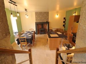 Galeriebild der Unterkunft Maison ancienne avec jardin clos, animaux acceptés, proche de Sées - FR-1-497-150 in Aunou-sur-Orne