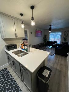Gallery image of 4 STATE FAIR l DT Dallas l FIFA READY l Staycation 1Bd1Ba in Dallas