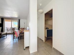 Fotografia z galérie ubytovania Villa plain pied 7 pers., jardin, parking, à 10 min plage - Palavas - FR-1-715-50 v destinácii Palavas-les-Flots