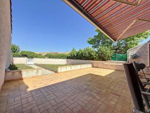 Bazén v ubytovaní Villa plain pied 7 pers., jardin, parking, à 10 min plage - Palavas - FR-1-715-50 alebo v jeho blízkosti
