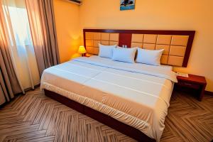 Letto o letti in una camera di THree PYramiDs & SPhinX HoTeL