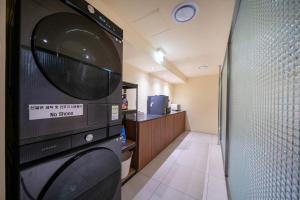 Kuchyň nebo kuchyňský kout v ubytování Haeundae Dongbeck Hotel
