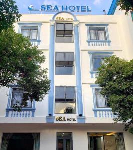 Το κτήριο όπου στεγάζεται  το διαμέρισμα