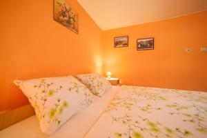 Postel nebo postele na pokoji v ubytování Apartment Tomašević