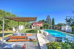 Hồ bơi trong/gần Casa Fra Gli Ulivi Apartments with Shared Pool