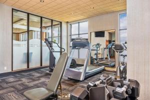 Fitness centrum a/nebo fitness zařízení v ubytování Quality Inn & Suites