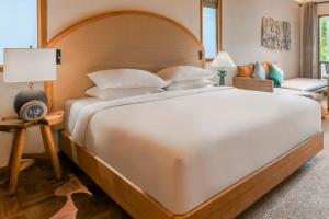 Фотография из галереи NH Collection Maldives Reethi Resort на Атолле Баа