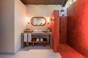 Фотография из галереи NH Collection Maldives Reethi Resort на Атолле Баа