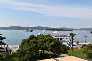 Naturlandskabet i nærheden af lejligheden