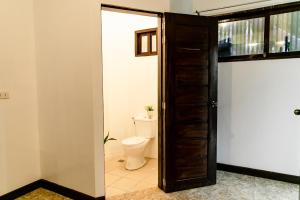 Ένα μπάνιο στο Apnea House Siargao
