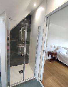 Kúpeľňa v ubytovaní La Haute Maison - Merrien - GR34 - vue sur mer