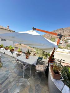 Φωτογραφία από το άλμπουμ του Hydrangea στην Ύδρα +26 φωτογραφίες