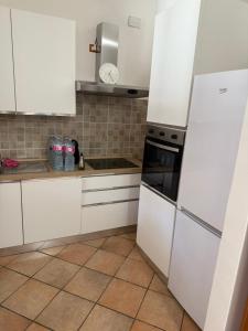 Dapur atau dapur kecil di Casa vacanza privata
