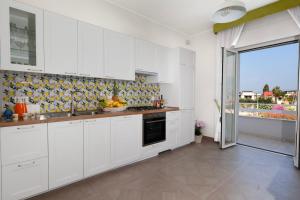 Η κουζίνα ή μικρή κουζίνα στο Verde Smeraldo-Pompei