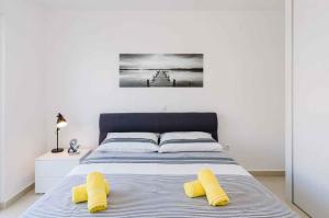 Postel nebo postele na pokoji v ubytování Apartment in Crikvenica 39077