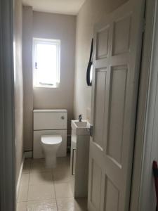 Phòng tắm tại Libbard house +6 ảnh