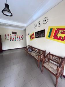 Area soggiorno di Sunbloom Hostel