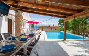 Πισίνα στο ή κοντά στο Villa Nino with view - Lovran by Villas Guide