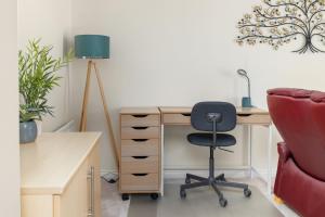Gambar di galeri bagi Thorter Row - Quayside Apartment di Dundee