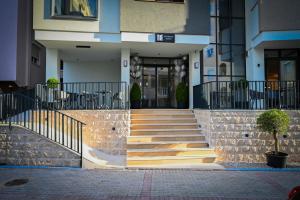 Exteriér nebo vchod ubytování Garni Hotel MB Premium