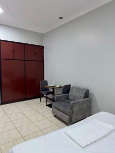 أعمال الهاشم للشقق المخدومة ضبا Al Hashem for Served Apartments的休息区